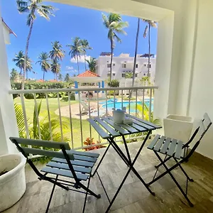 Madonna1 Pool Corales Arenas De Bavaro , Punta Cana República Dominicana